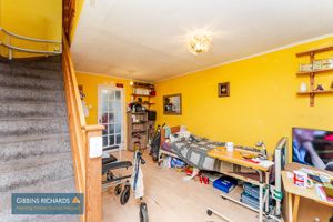 Sitting Room- click for photo gallery